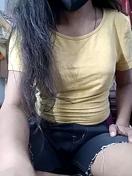 Ruhi_07's cam snapshot