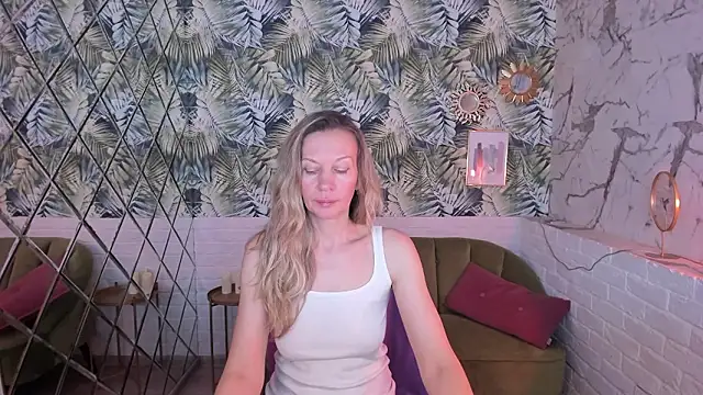 NancyGrace's cam snapshot