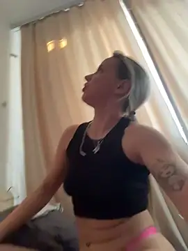 LikaCat's cam snapshot