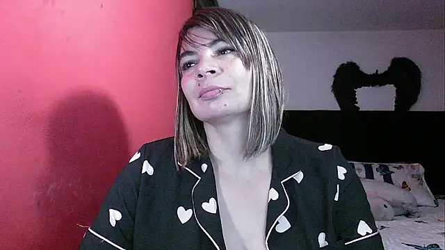 charlotedoll's cam snapshot