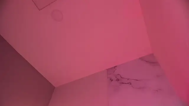 lara_madisson's cam snapshot