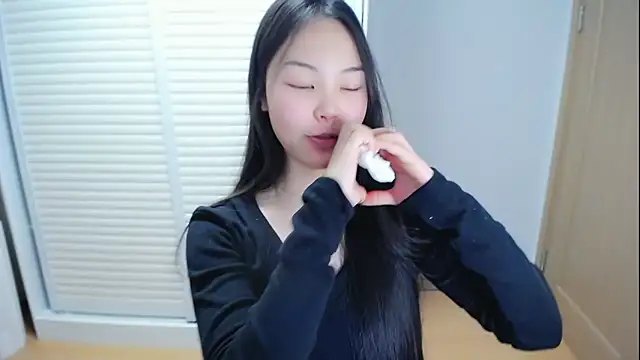 yao-yao_'s cam snapshot