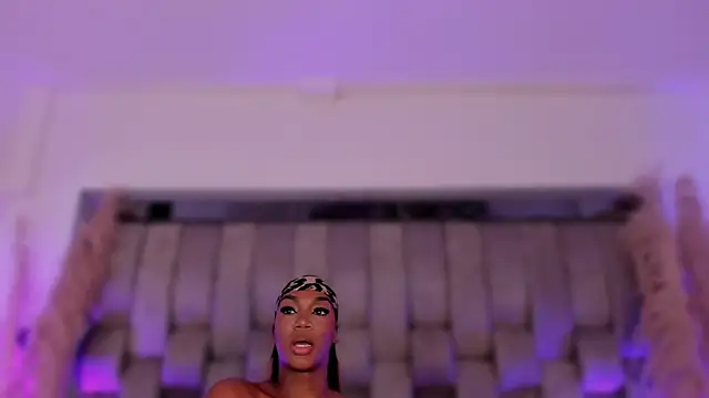 ChaynnaCooper's cam snapshot