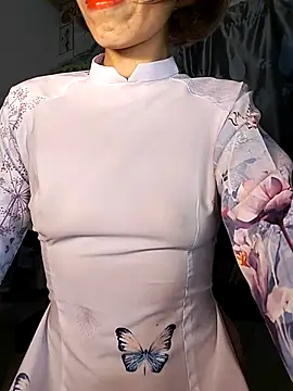 Lucy_limon live sex cam