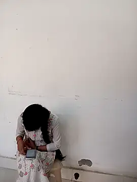 Sarita-school's cam snapshot