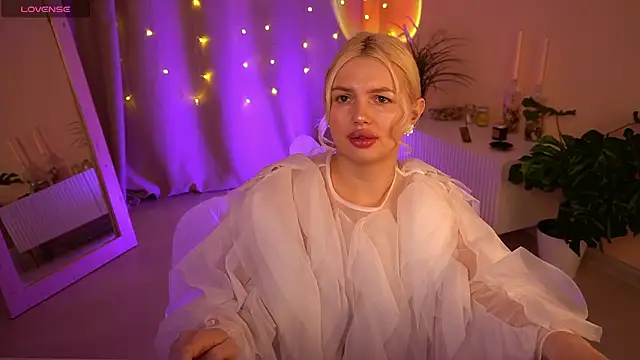 AmeliaWeells's cam snapshot