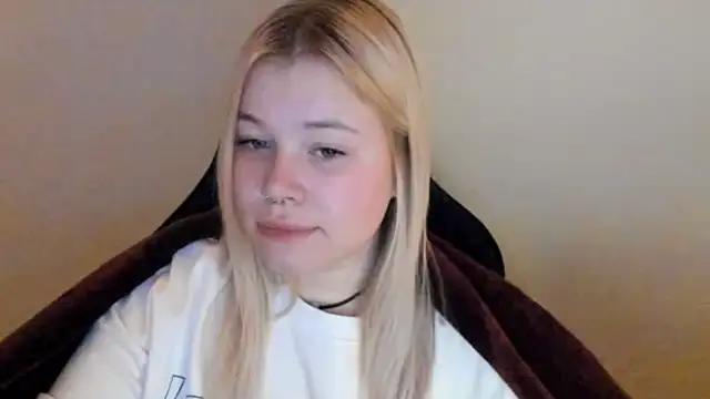 Lulu_Di's cam snapshot