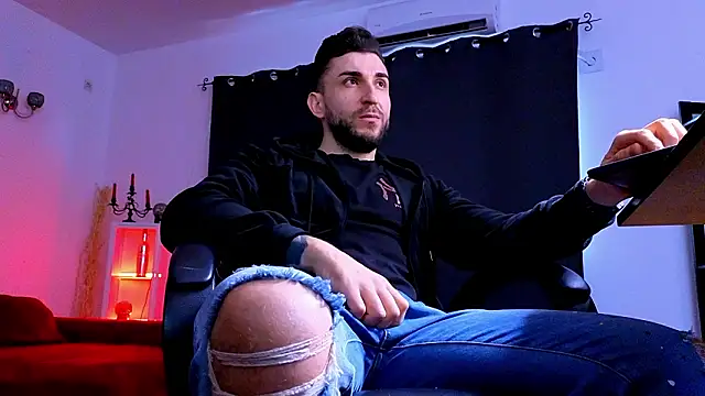 MightyAaron66's cam snapshot