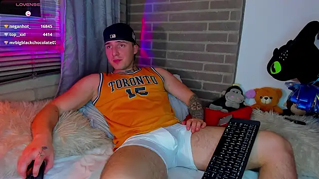 liam_oficial02's cam snapshot