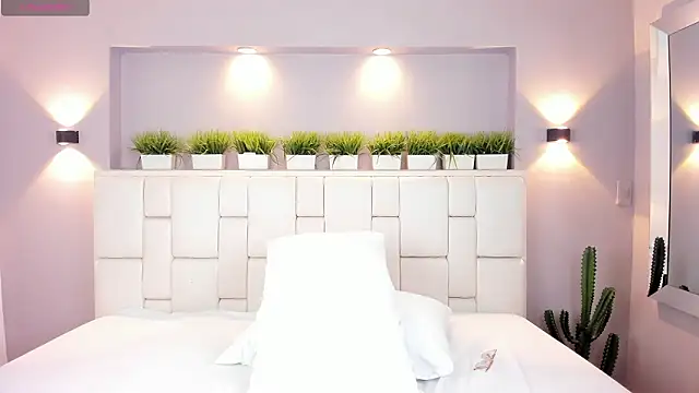 LunnaBlake's cam snapshot