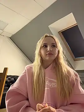 Sky_Cutie's cam snapshot