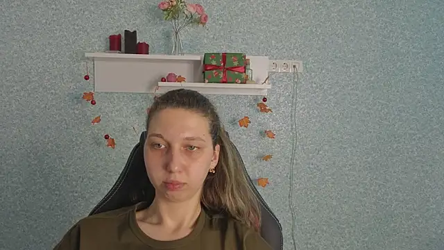 CuteEllii's cam snapshot