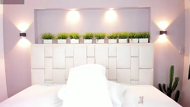 LunnaBlake's cam snapshot