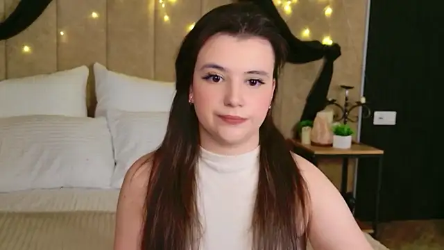 Pauline_Heaven's cam snapshot