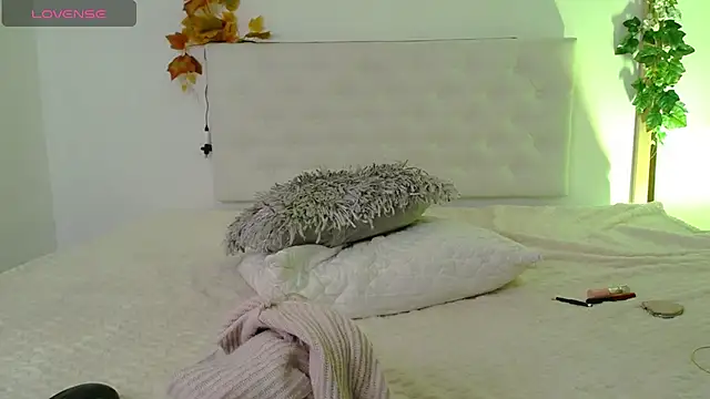 kiitty_devil's cam snapshot