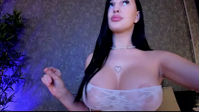 MiaHartx's cam snapshot