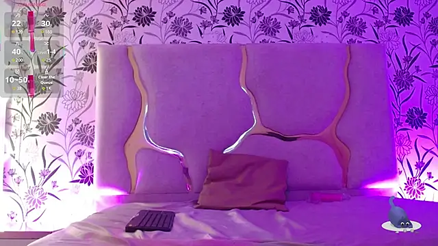 Livglow_tay's cam snapshot