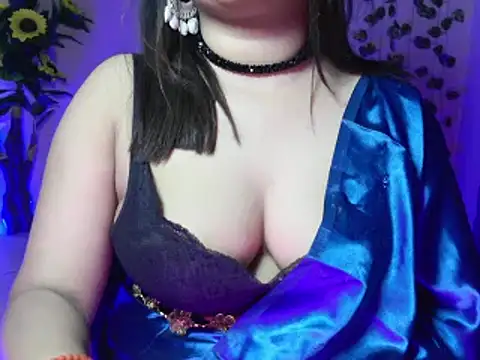 Saira_Hotty's cam snapshot