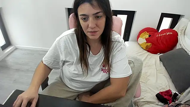 Dyana_Kaylinn live sex cam