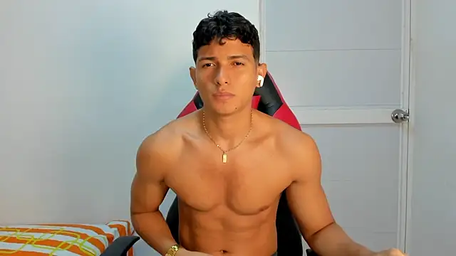 yei-sant live sex cam