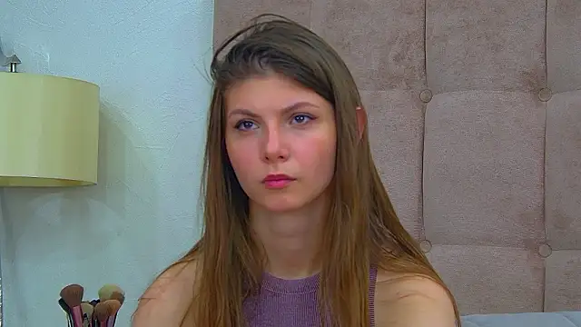 AudreyBarlow live sex cam