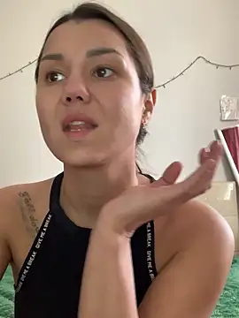 MiraMiss live sex cam