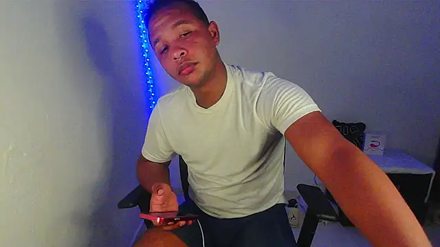 Gooss_cum live sex cam