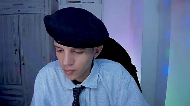 tylernova's cam snapshot