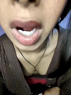 -AYUSHI01's cam snapshot