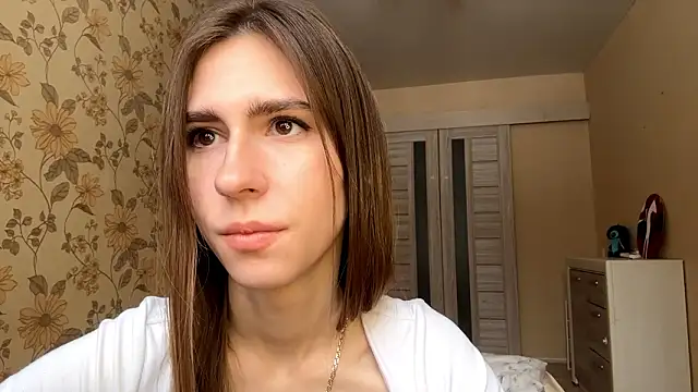 ElsieKuhlmann live sex cam