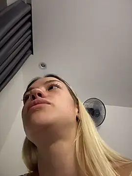 -Sexy_Barbie-'s cam snapshot