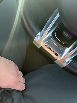 BIGDICK111000 live sex cam