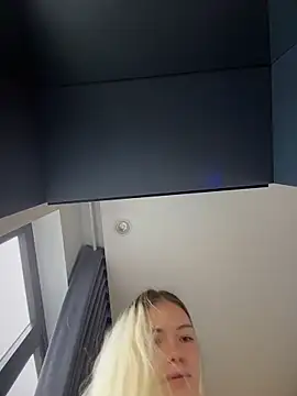 -Sexy_Barbie-'s cam snapshot