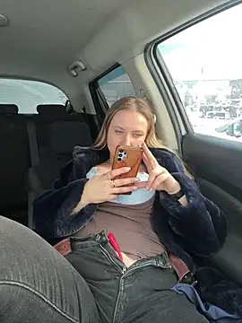 OlgaBuzzz's cam snapshot