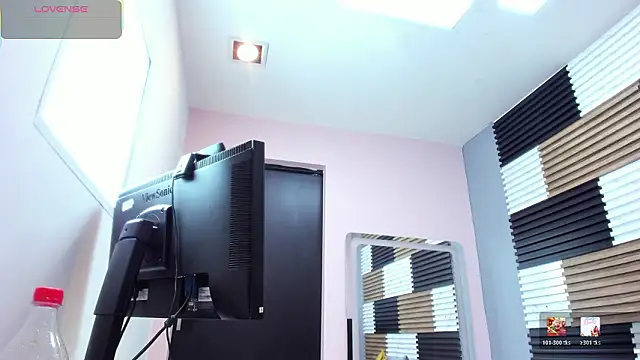 LiamShelby's cam snapshot