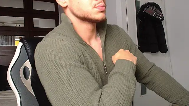 ElijahThorne's cam snapshot