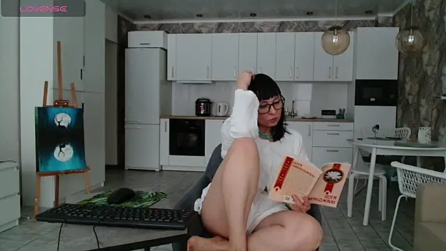 secret_library's cam snapshot