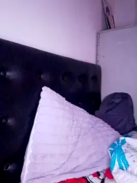 EntoncesIrene's cam snapshot