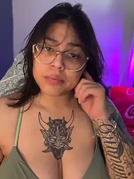 miacanela_xo's cam snapshot