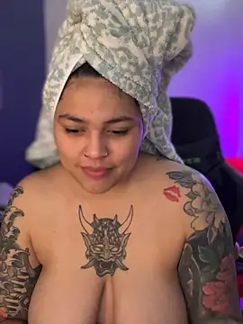 miacanela_xo's cam snapshot