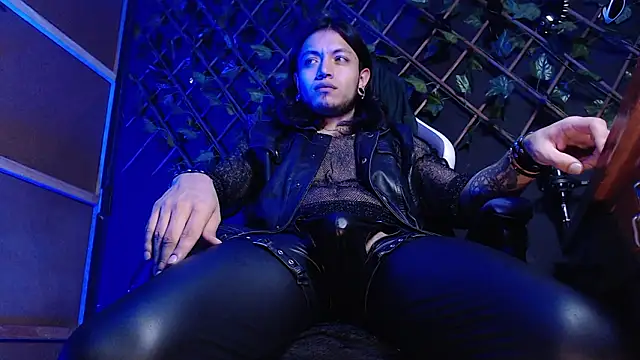 Dicaprioo_'s cam snapshot