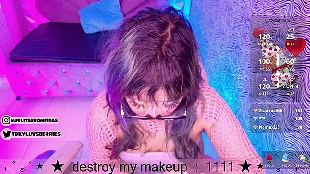 toky_doll's cam snapshot