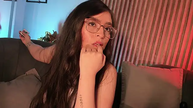 Eva_Macalliter's cam snapshot