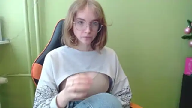 juicyPenny's cam snapshot