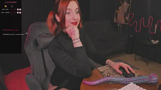 KailyLoolyCute's cam snapshot