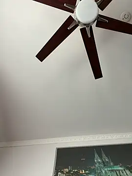 Hornyblond_Bella live sex cam