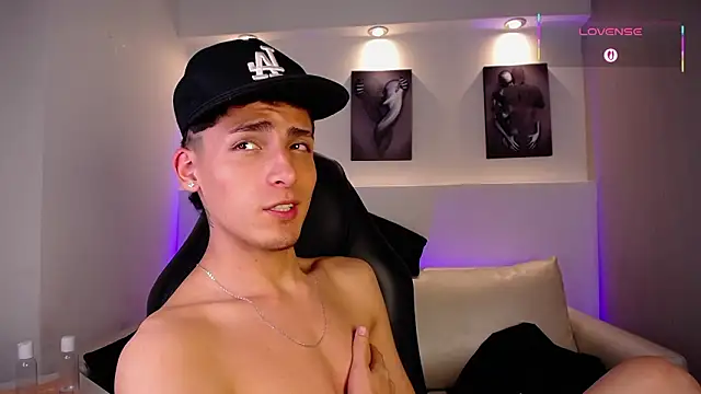 MateoMitchell live sex cam