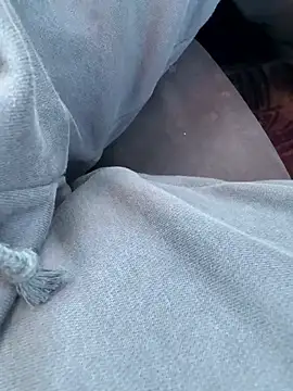 BIGDICK111000 live sex cam