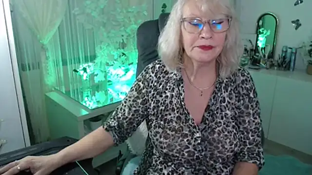 Ghertrude52's cam snapshot