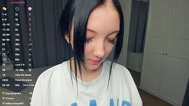 RoxanneComisky's cam snapshot